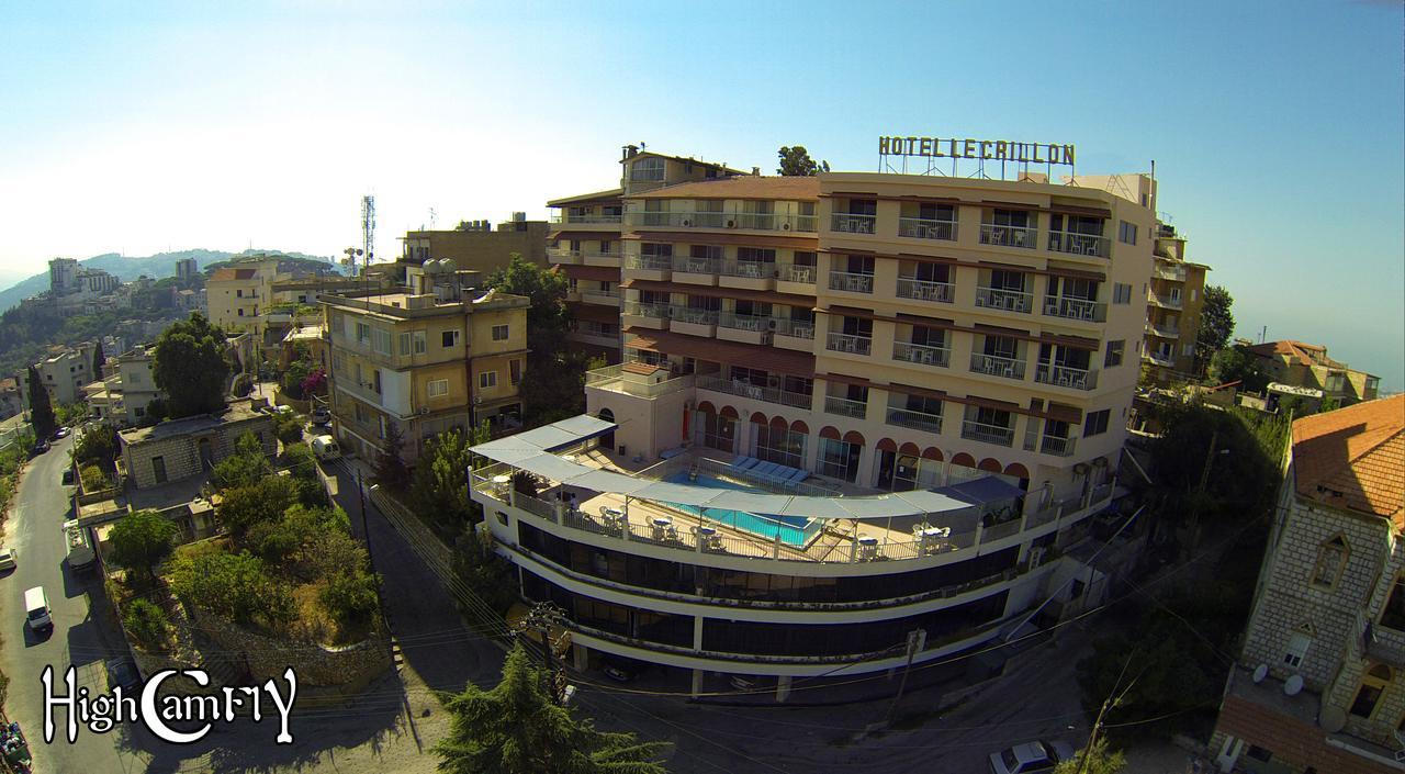 Le Crillon Hotell Brummana Exteriör bild