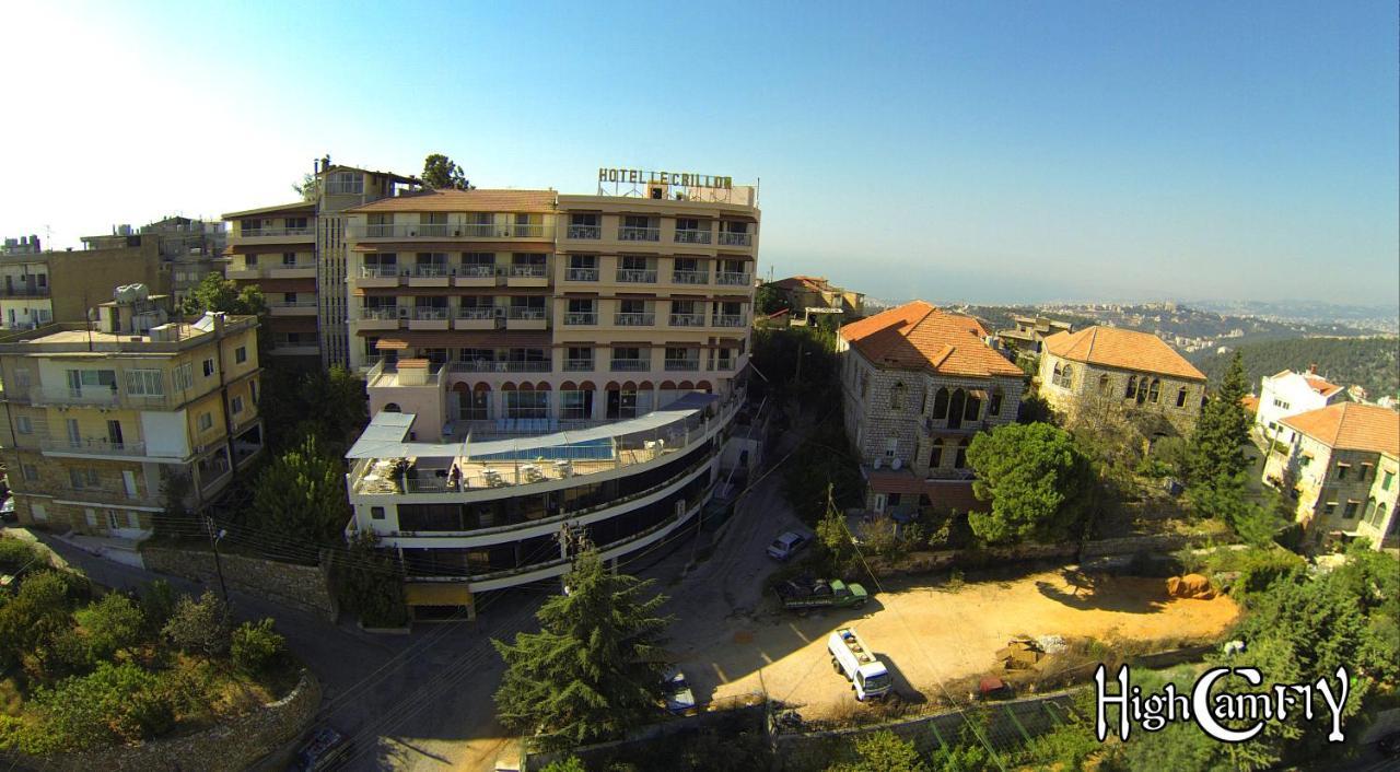 Le Crillon Hotell Brummana Exteriör bild
